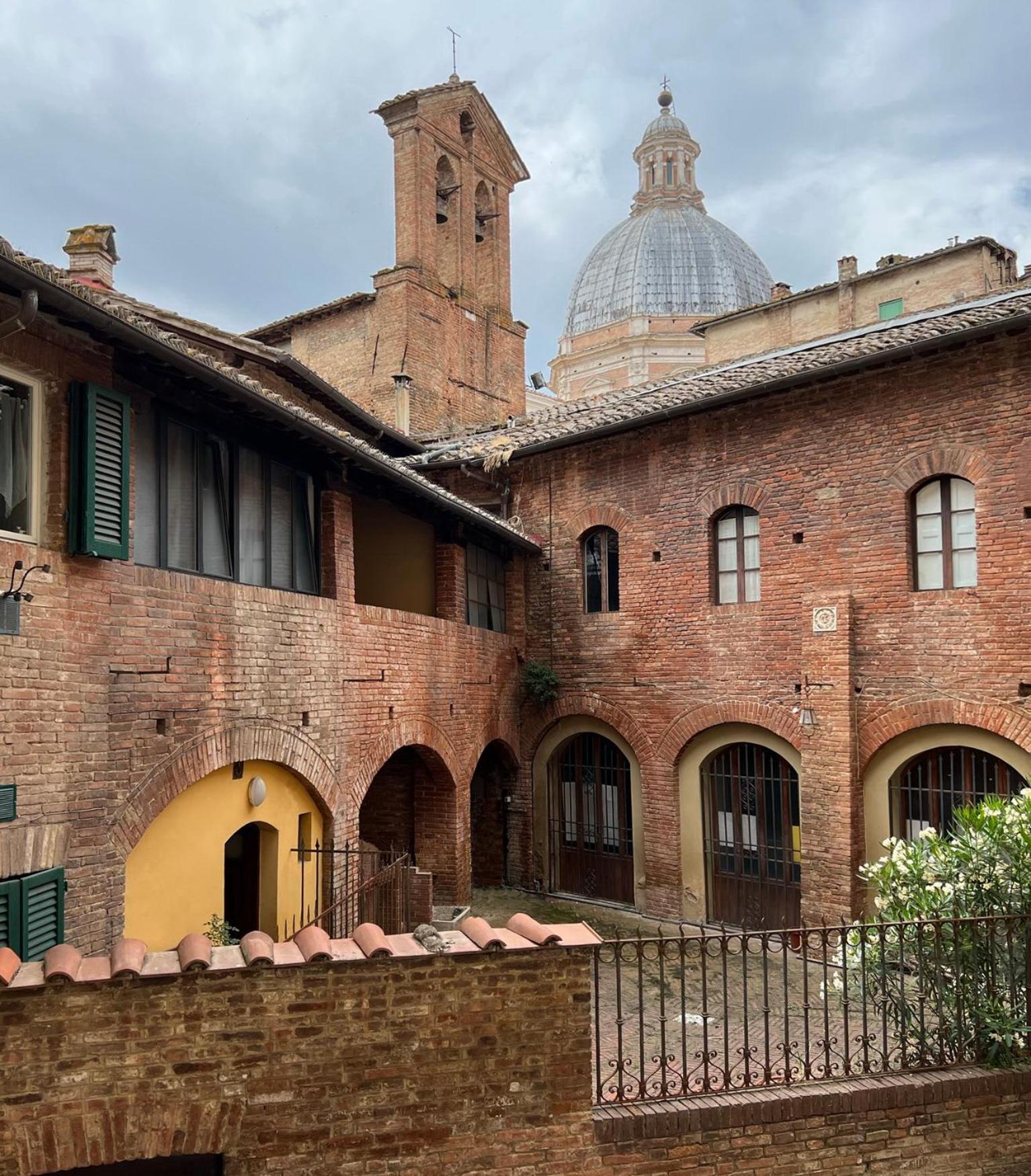 Ladyhouse Appartamento Tipico Con 4 Posti Letto Siena Exteriör bild